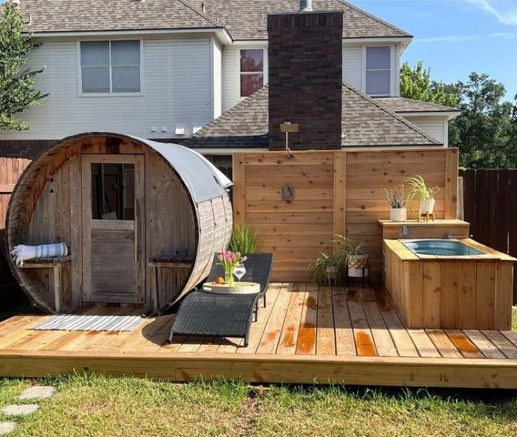 outdoor sauna and cold plunge in London